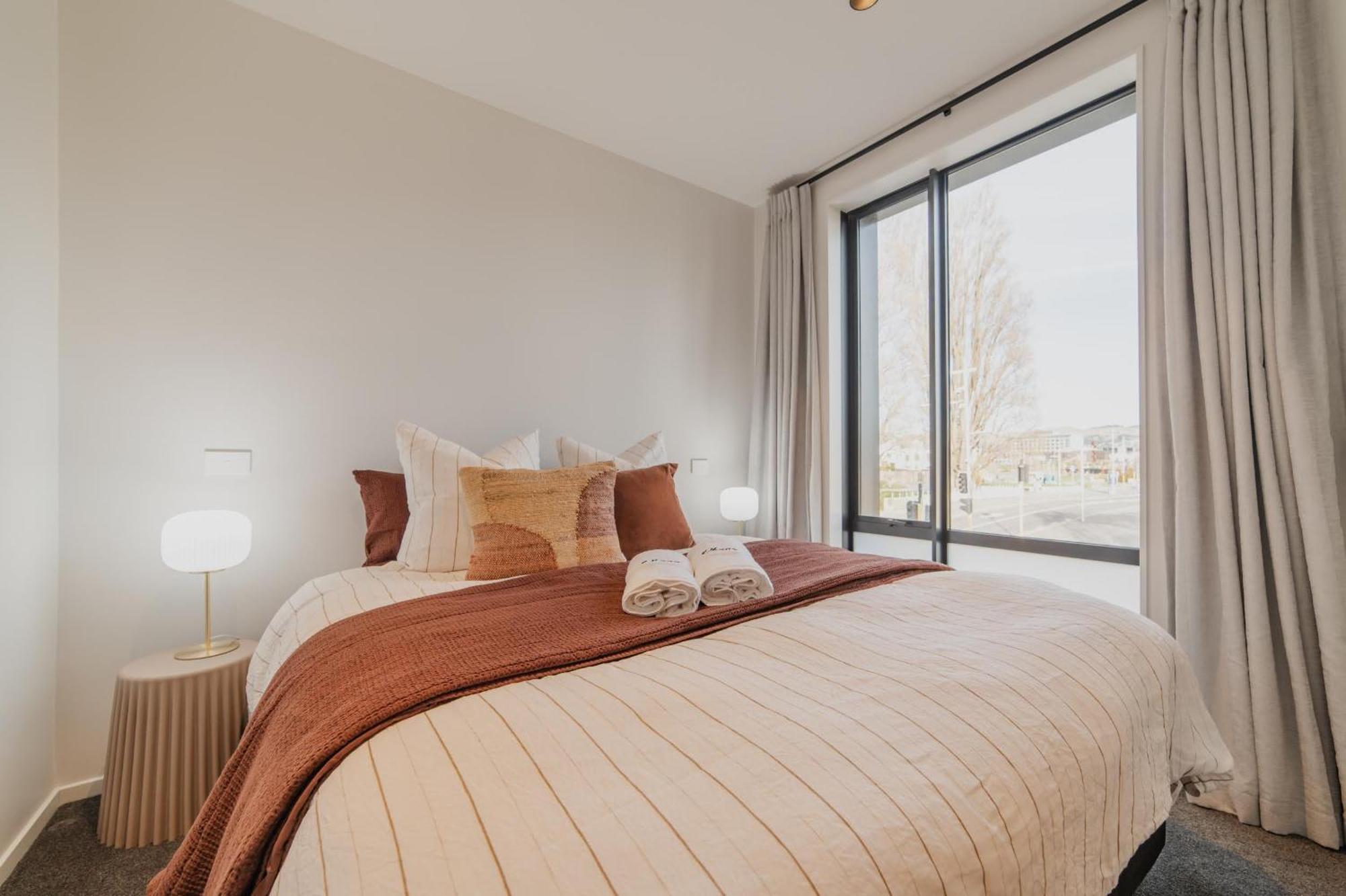 Chic And Contemporary Living At Cambridge Terrace Villa Крайстчърч Екстериор снимка