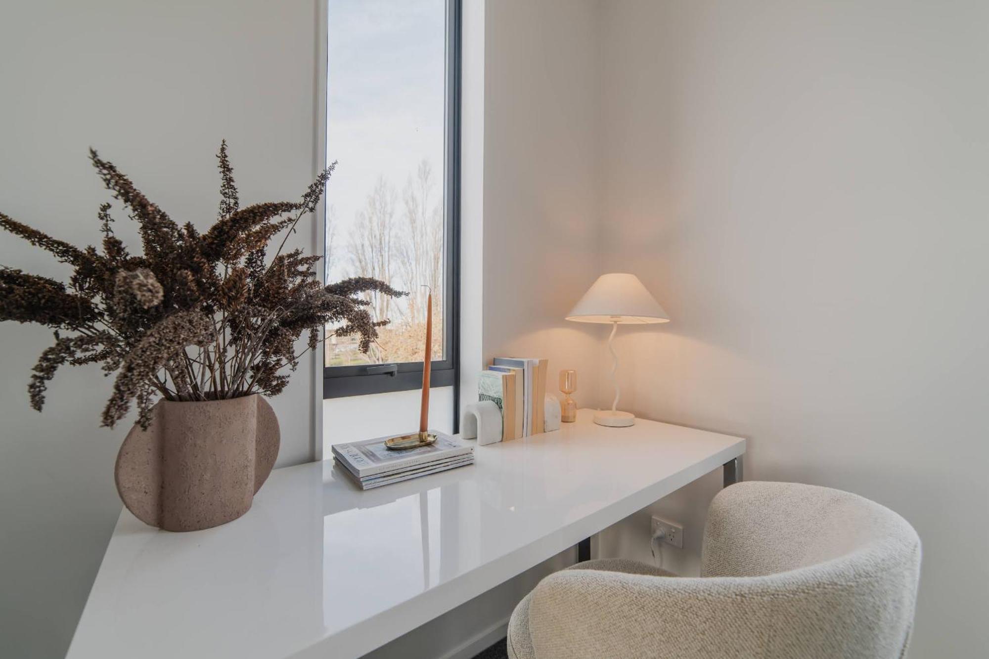 Chic And Contemporary Living At Cambridge Terrace Villa Крайстчърч Екстериор снимка